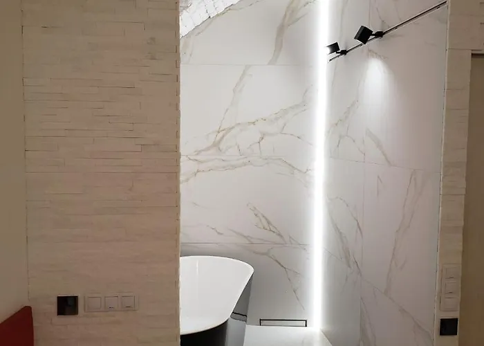 Red & Yellow Old Town